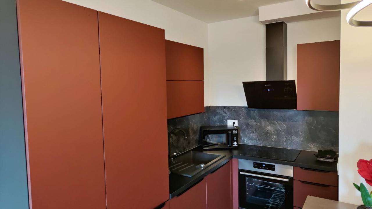 Apartment Ozare Slovenj Gradec Exteriör bild
