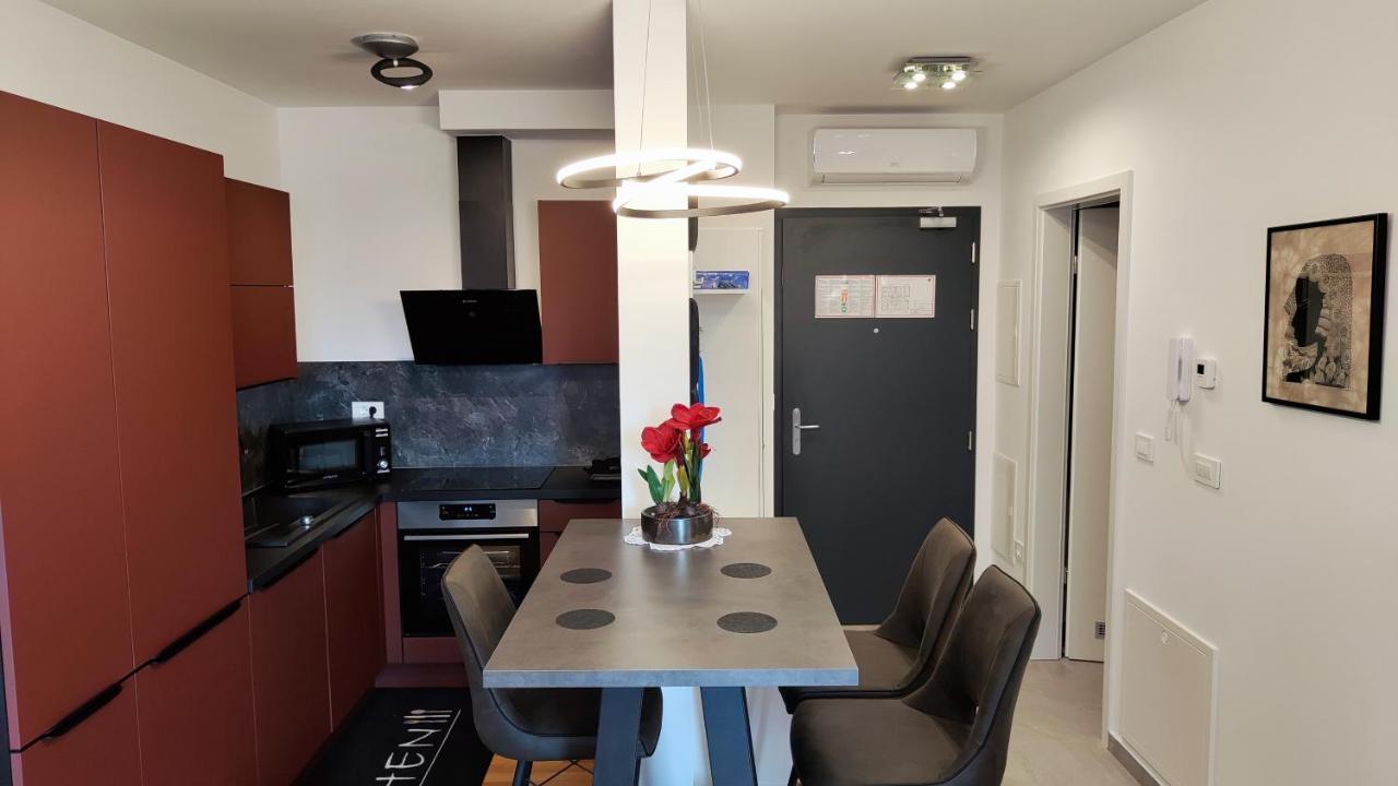 Apartment Ozare Slovenj Gradec Exteriör bild